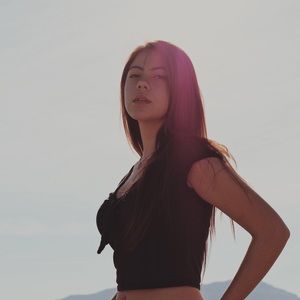 Meet your Posher, Siana